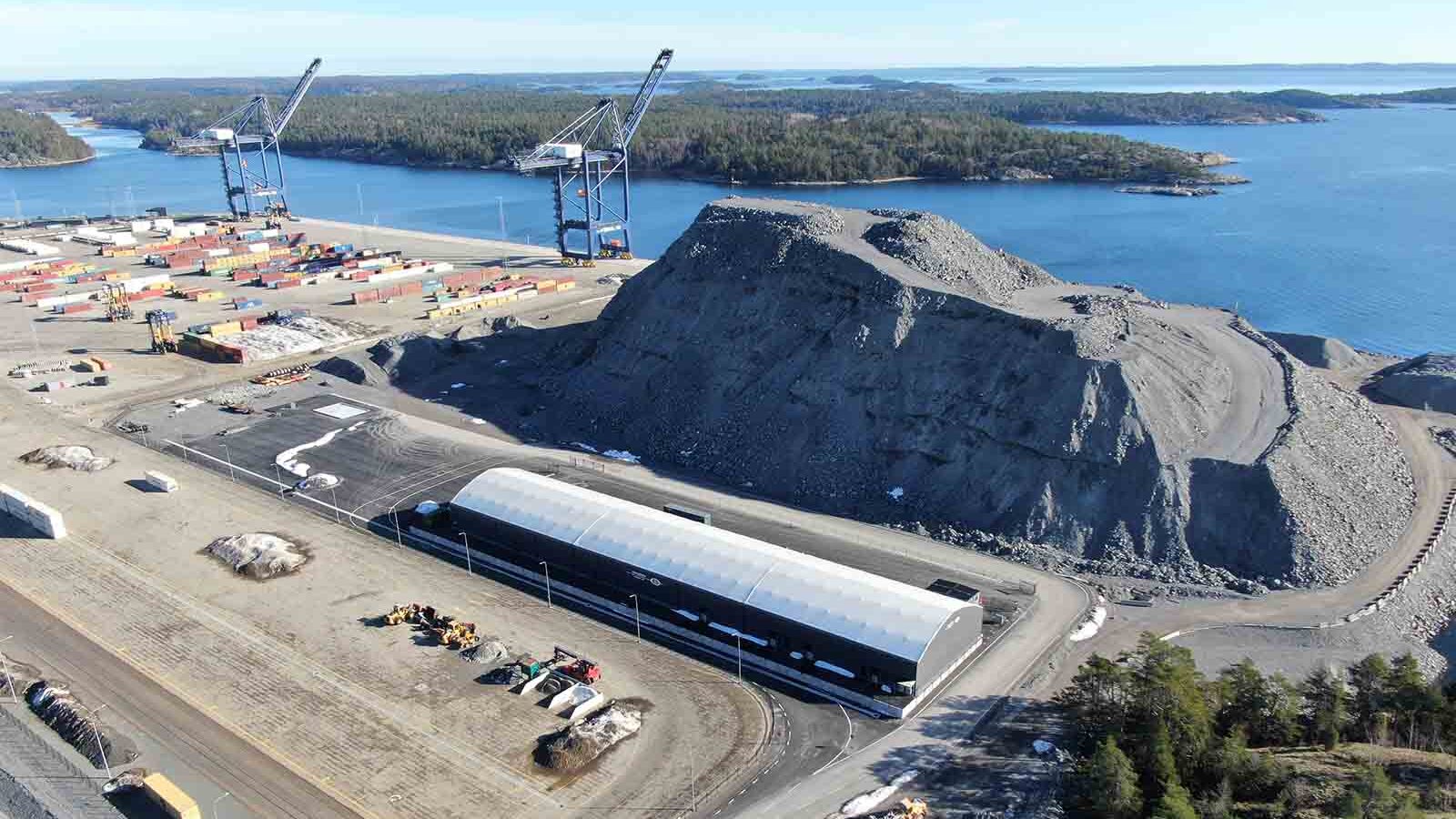 Euroglobe Shippings nya hamnterminal - Hall levererad från Hallbyggarna Jonsereds